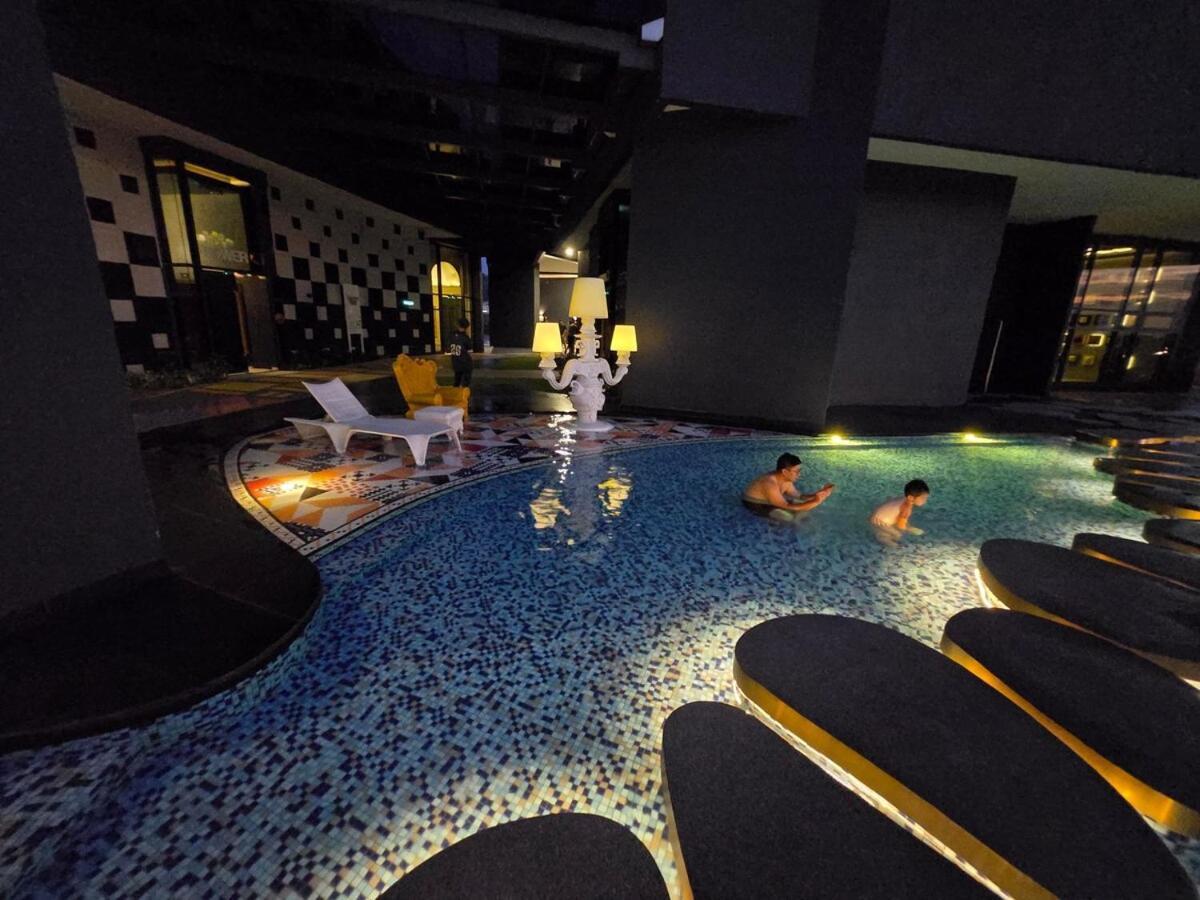 Starsuiteac At Arte Cheras With Soundproof Karaoke, Billiard, Air-hockey Pangsapuri